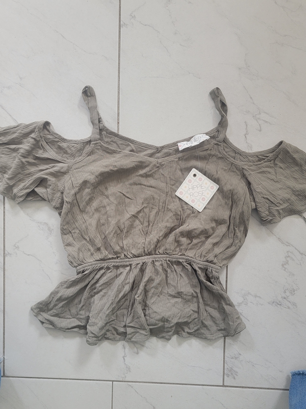 Hippie Rose Olive Cold-Shoulder Top